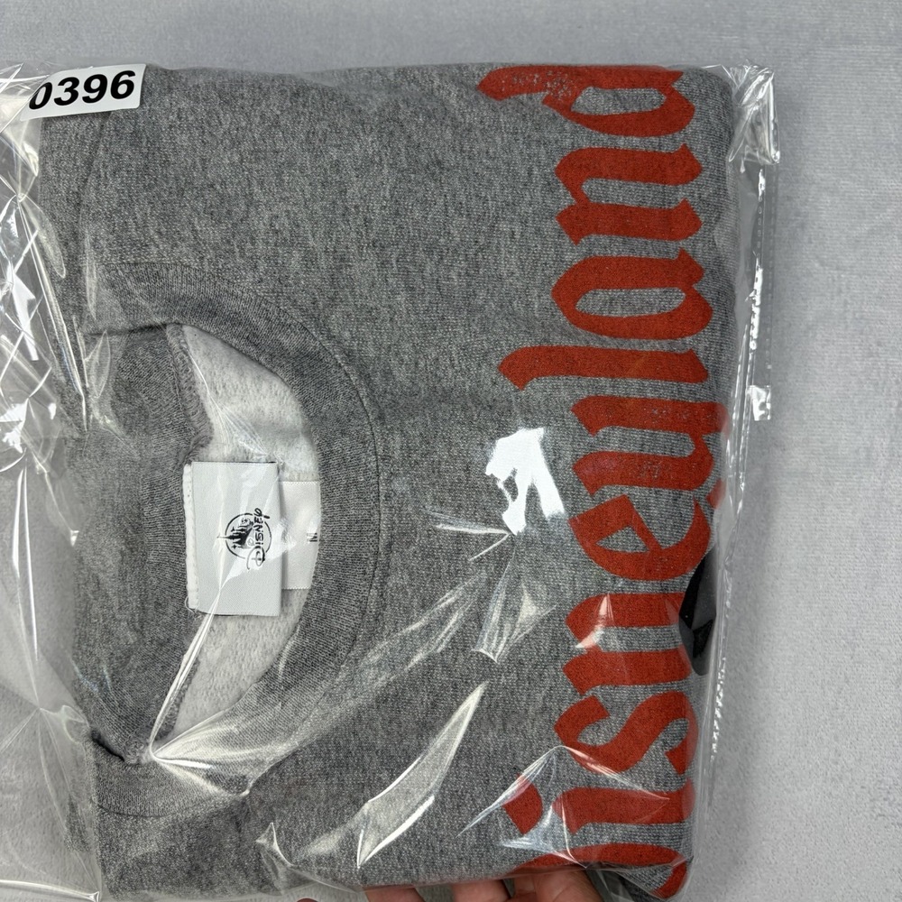 Disneyland Mickey Mouse Sweatshirt Size Medium Gray - Picture 8 of 8